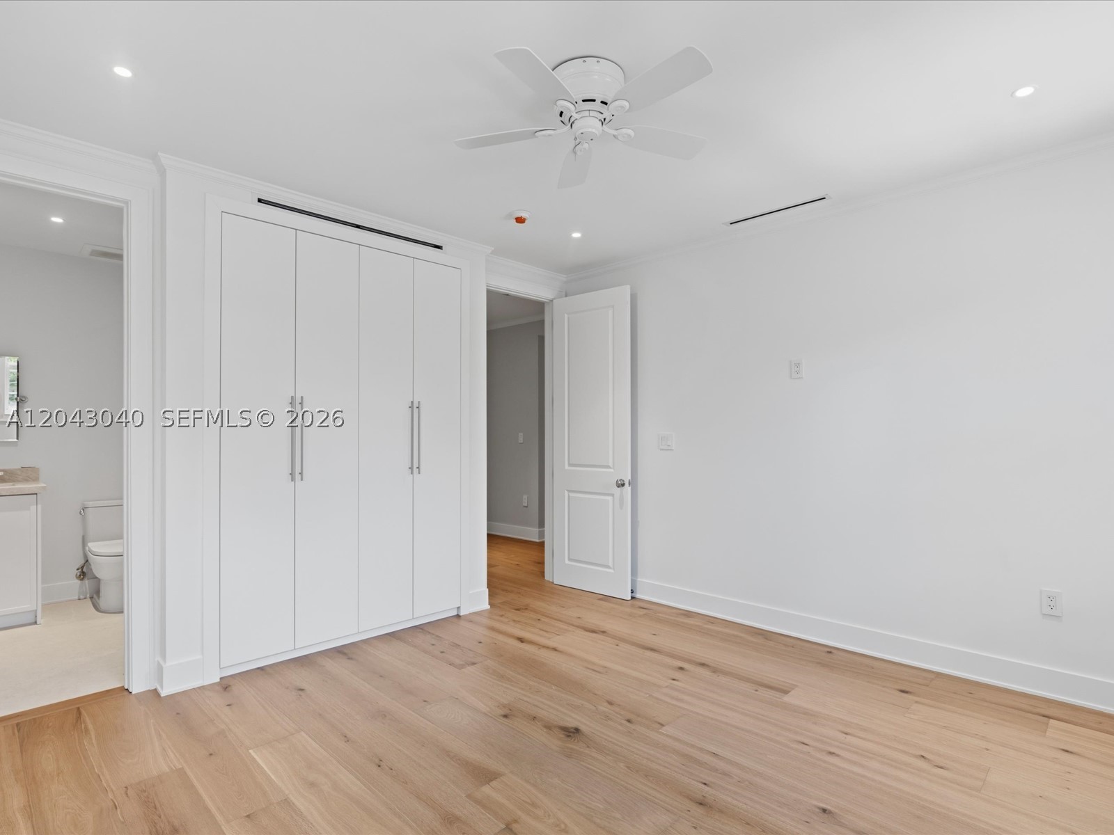 6333 SW 69th St, South Miami FL 33143