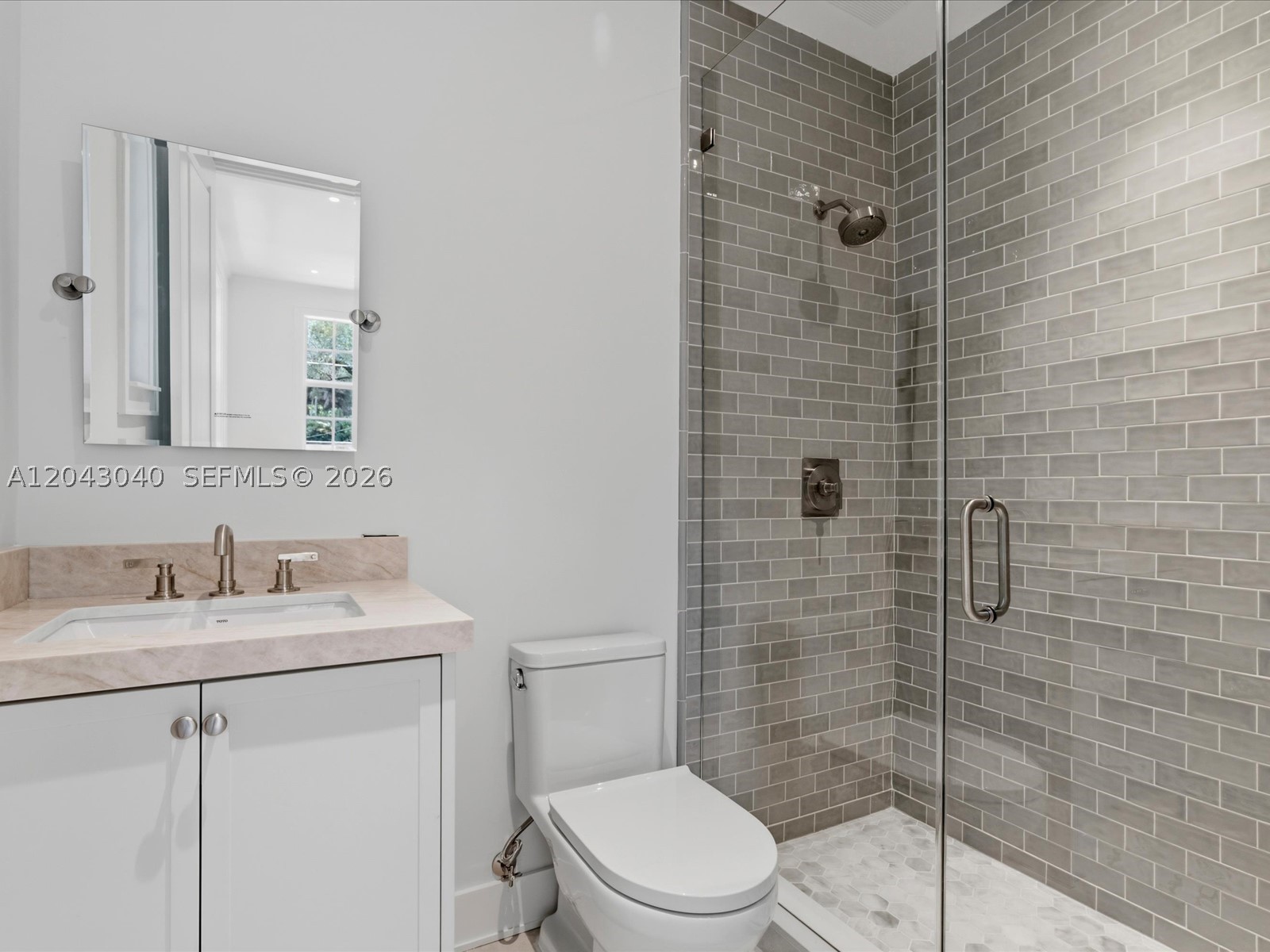 6333 SW 69th St, South Miami FL 33143