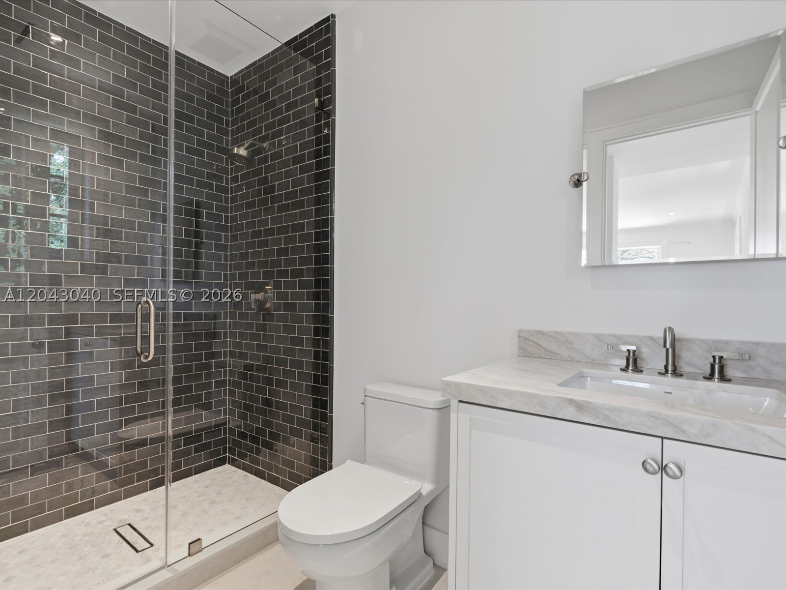 6333 SW 69th St, South Miami FL 33143