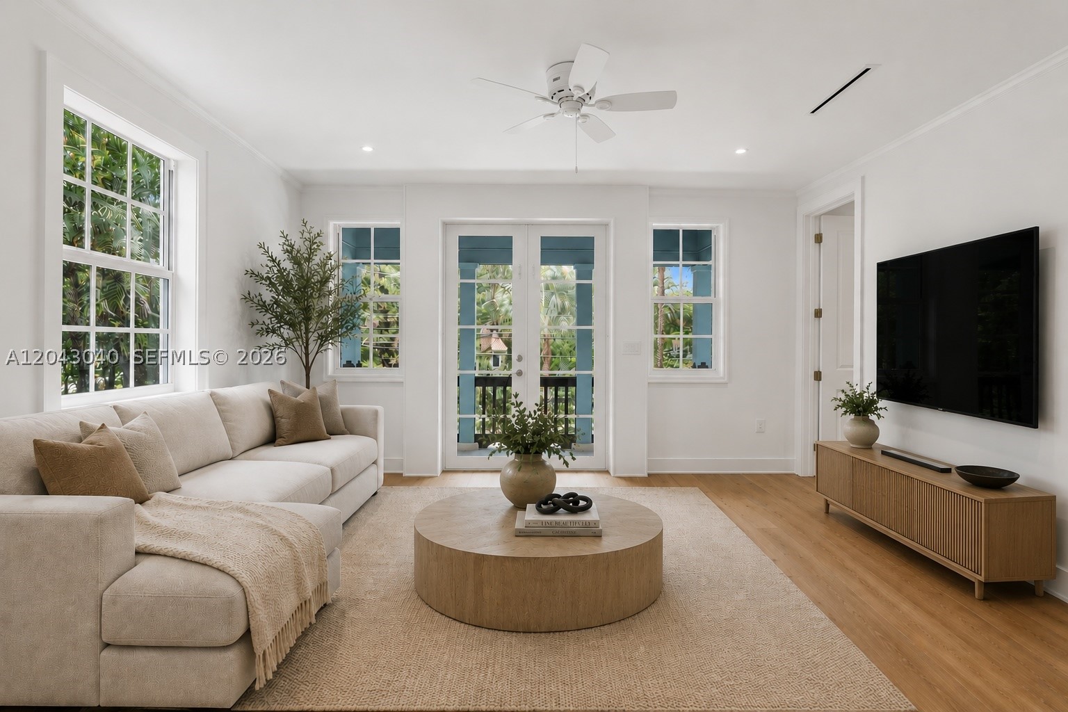 6333 SW 69th St, South Miami FL 33143