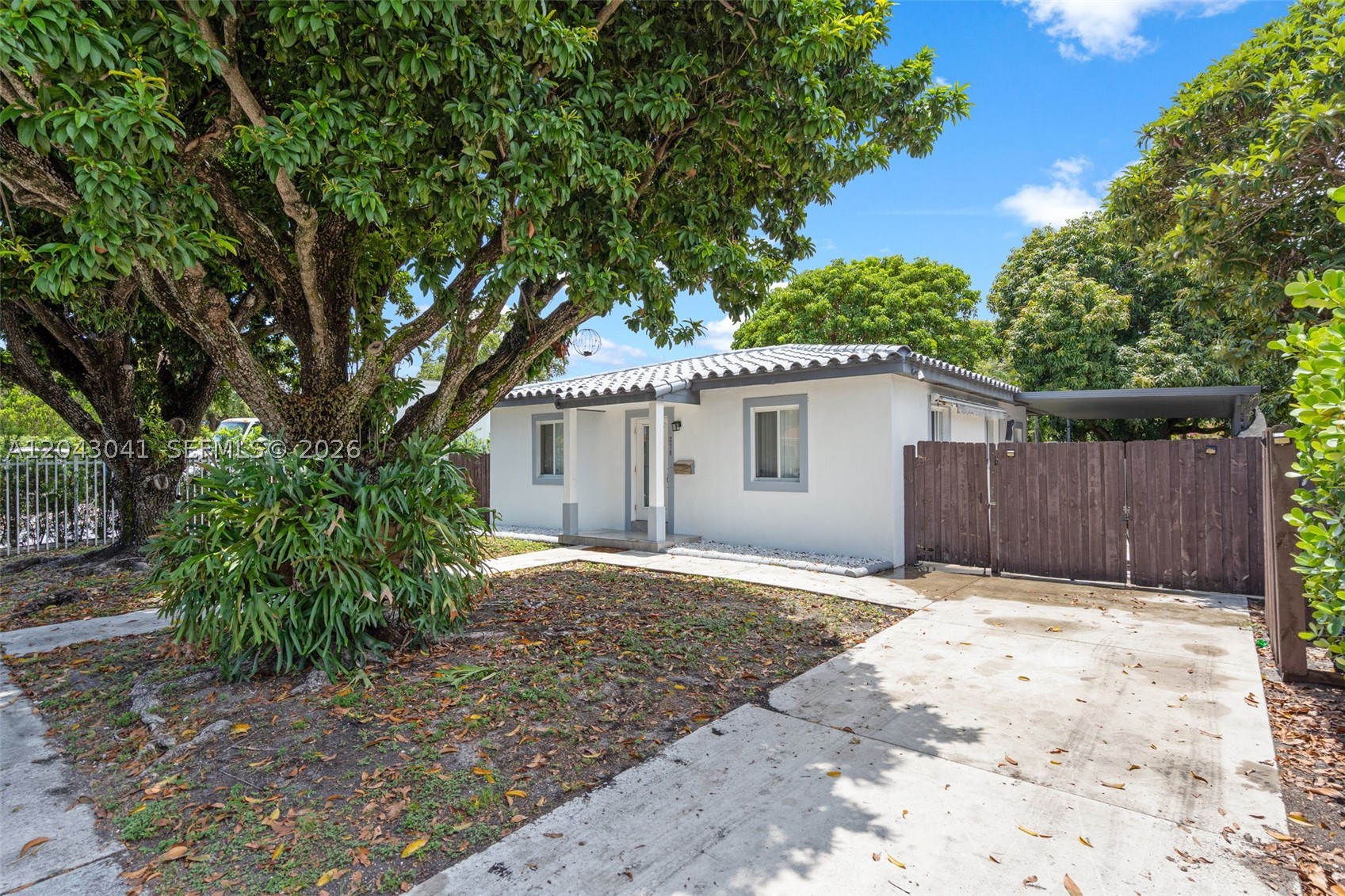 270 NW 51st Ave, Miami FL 33126