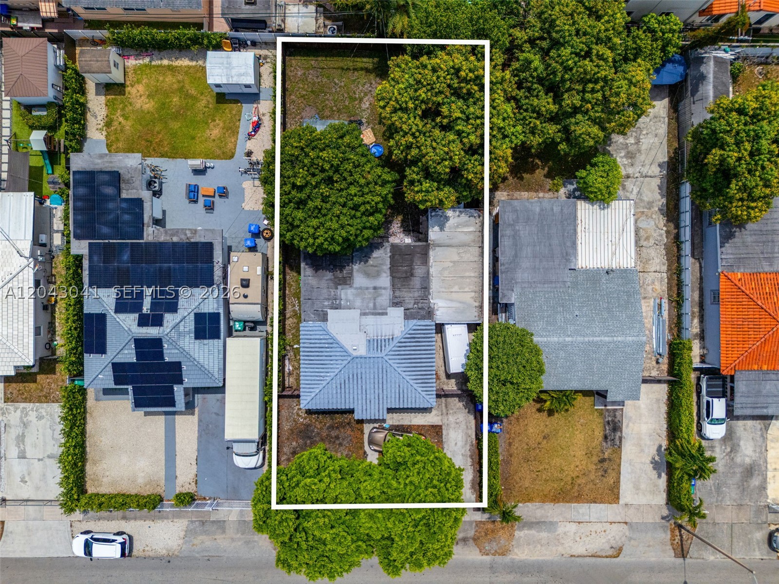 270 NW 51st Ave, Miami FL 33126