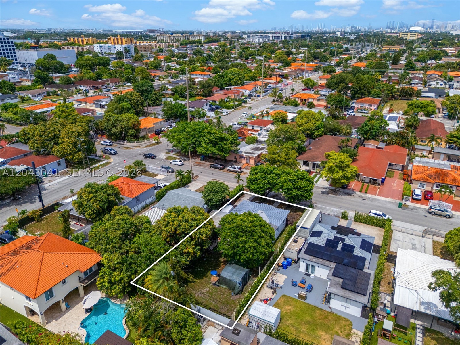270 NW 51st Ave, Miami FL 33126