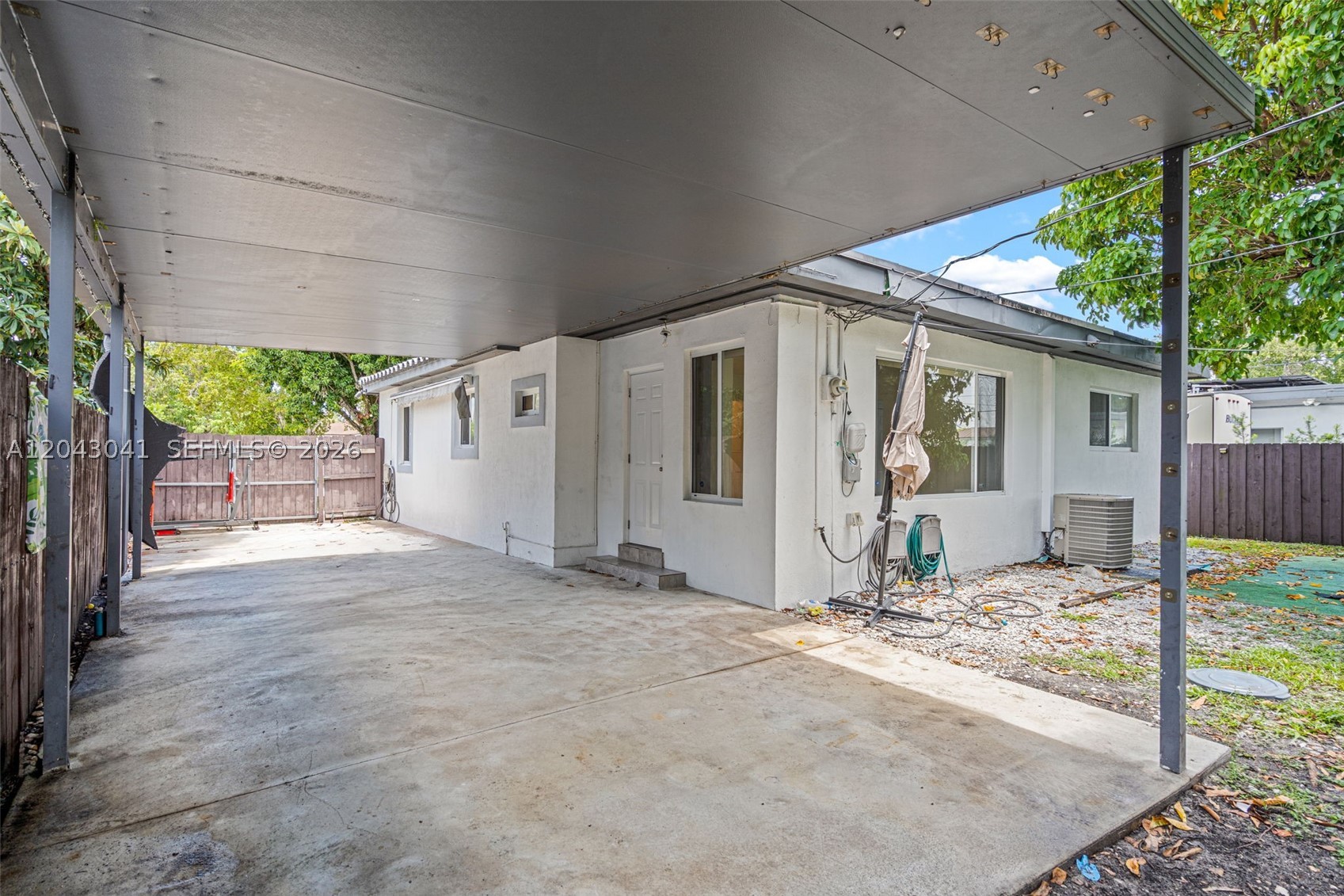 270 NW 51st Ave, Miami FL 33126