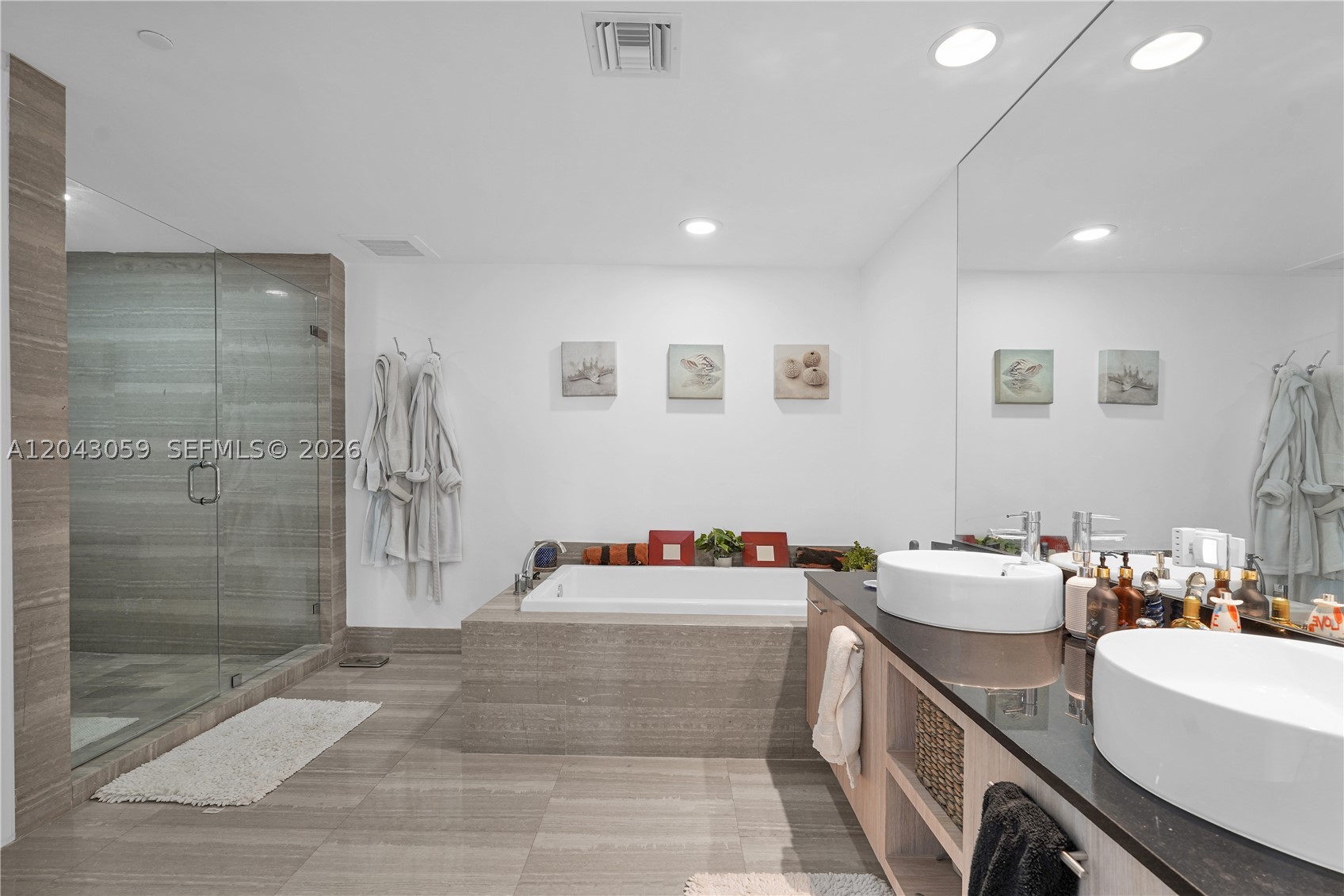 3951 S Ocean Dr #1901, Hollywood FL 33019
