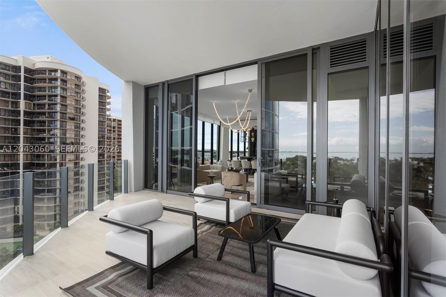 2821 S Bayshore Dr #8A, Miami FL 33133