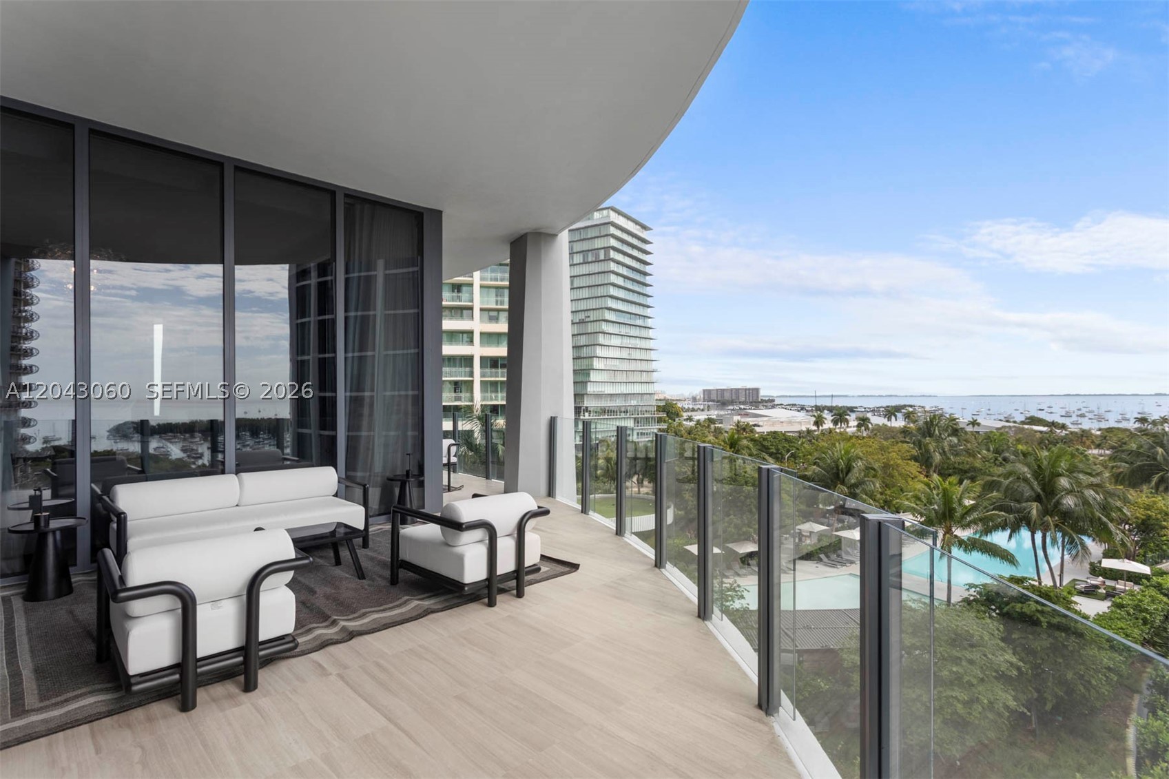 2821 S Bayshore Dr #8A, Miami FL 33133