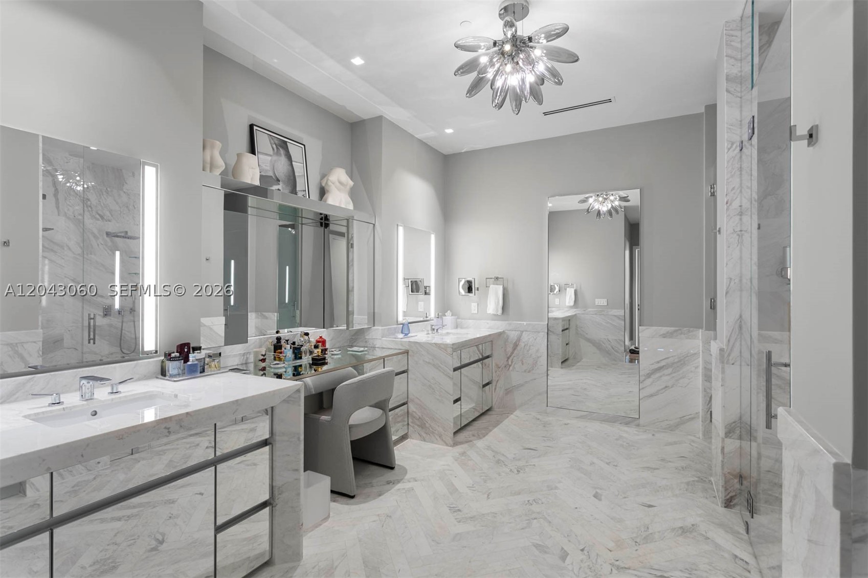 2821 S Bayshore Dr #8A, Miami FL 33133