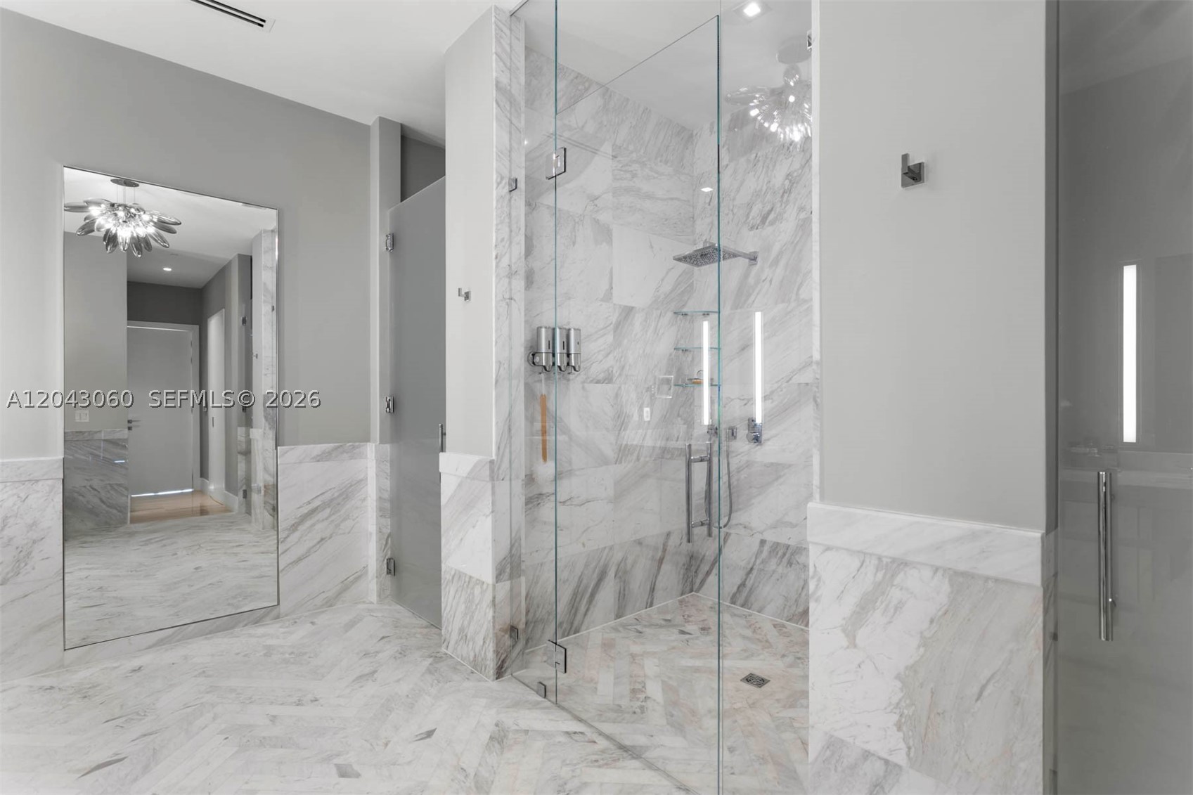 2821 S Bayshore Dr #8A, Miami FL 33133