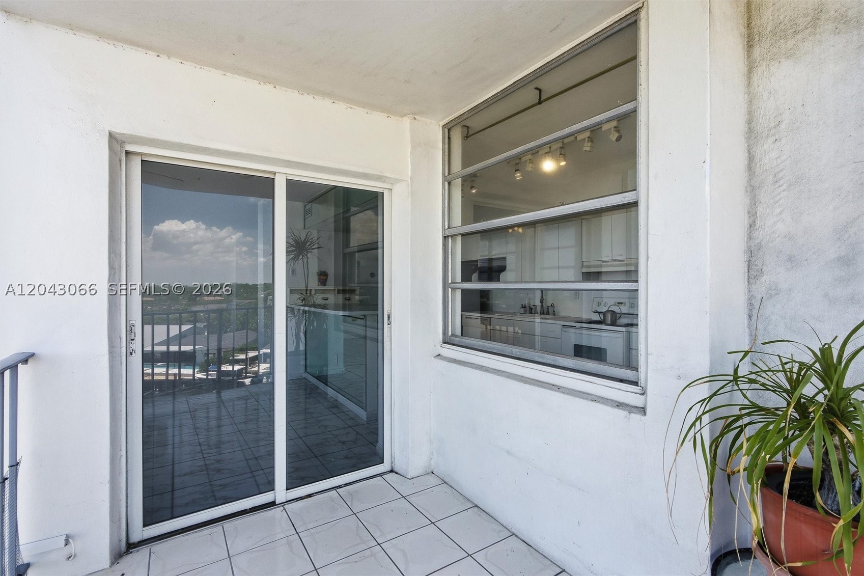 11930 N Bayshore Dr #609, North Miami FL 33181