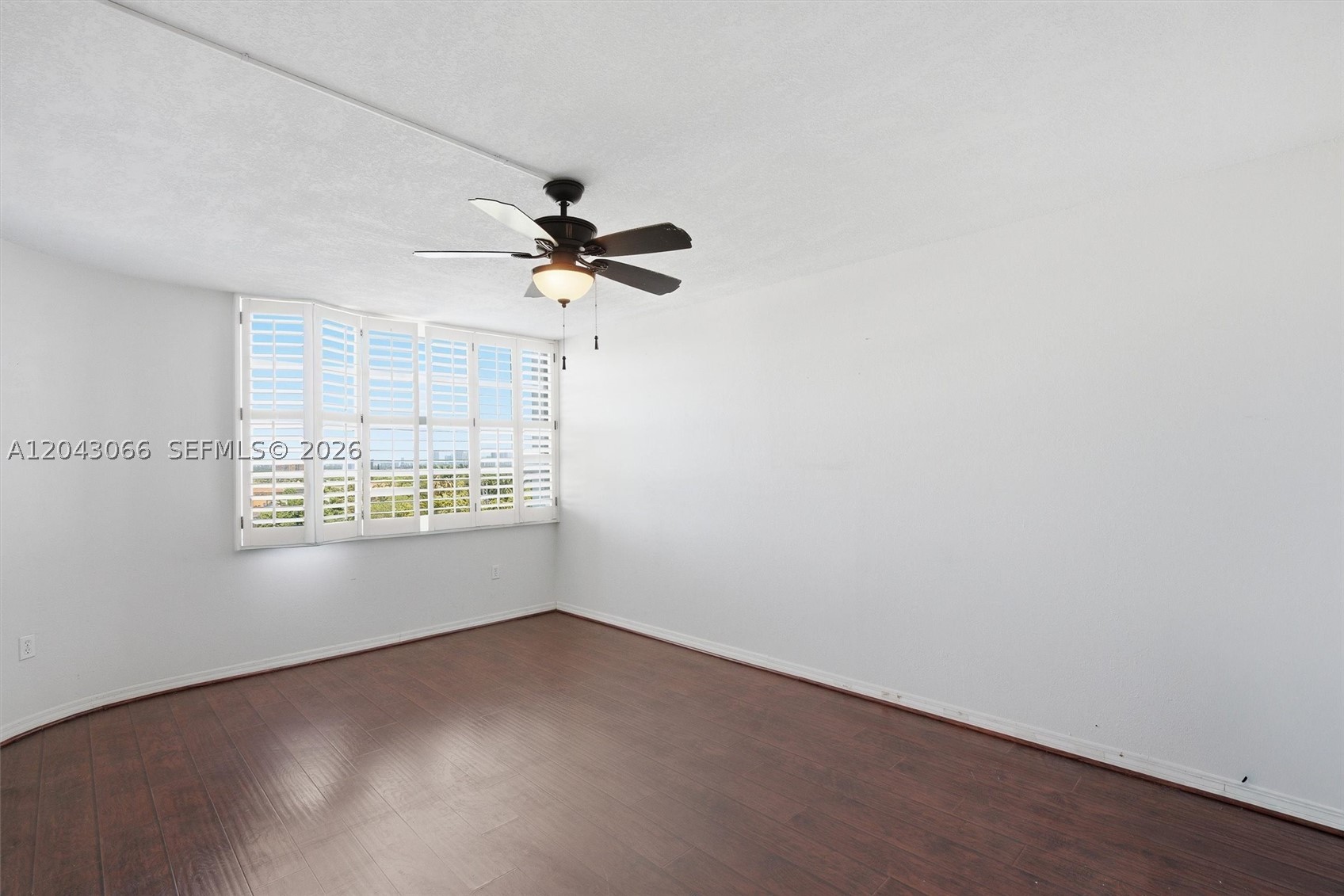 11930 N Bayshore Dr #609, North Miami FL 33181