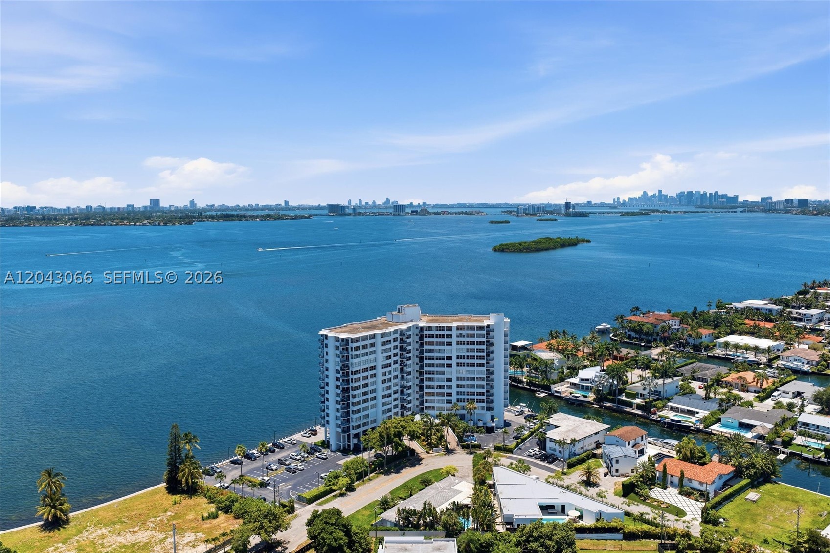 11930 N Bayshore Dr #609, North Miami FL 33181