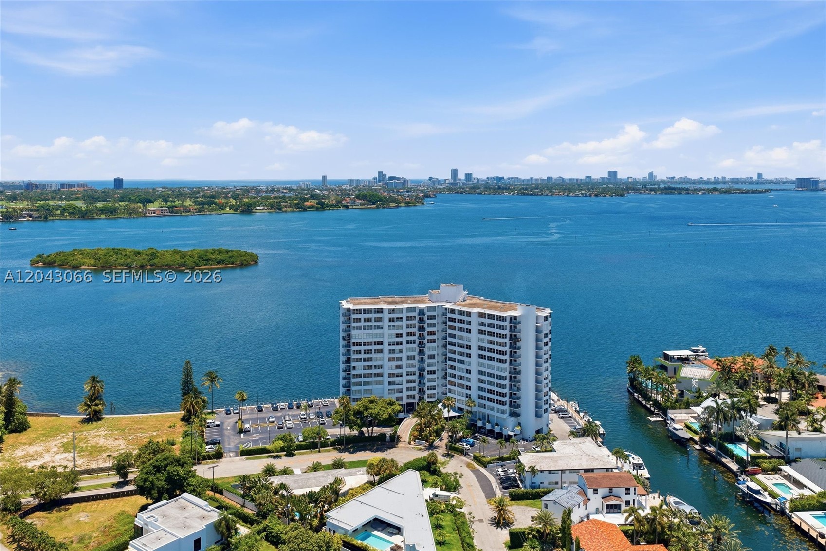 11930 N Bayshore Dr #609, North Miami FL 33181