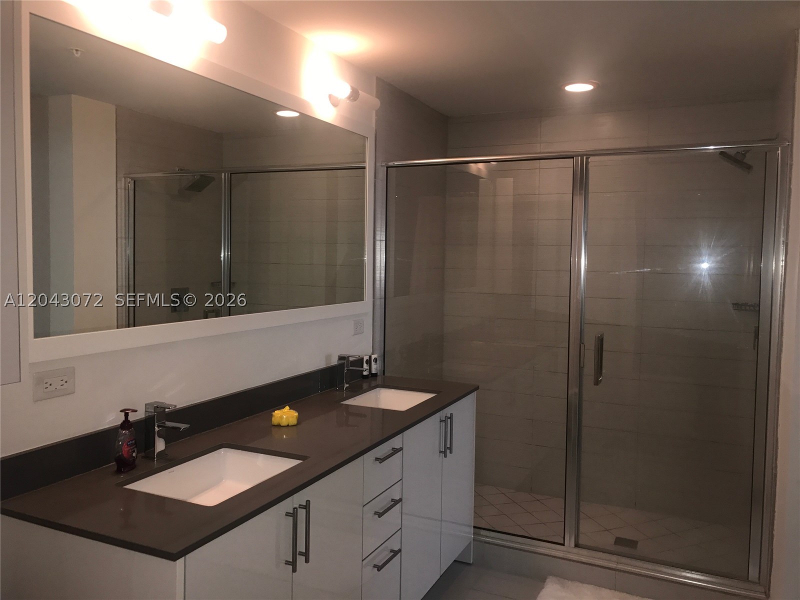 999 SW 1st Ave #2806, Miami FL 33130