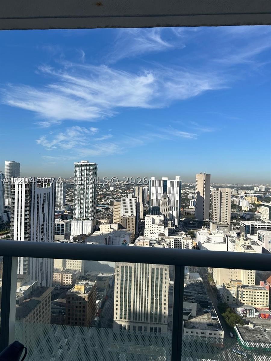 50 Biscayne Blvd #4607, Miami FL 33132