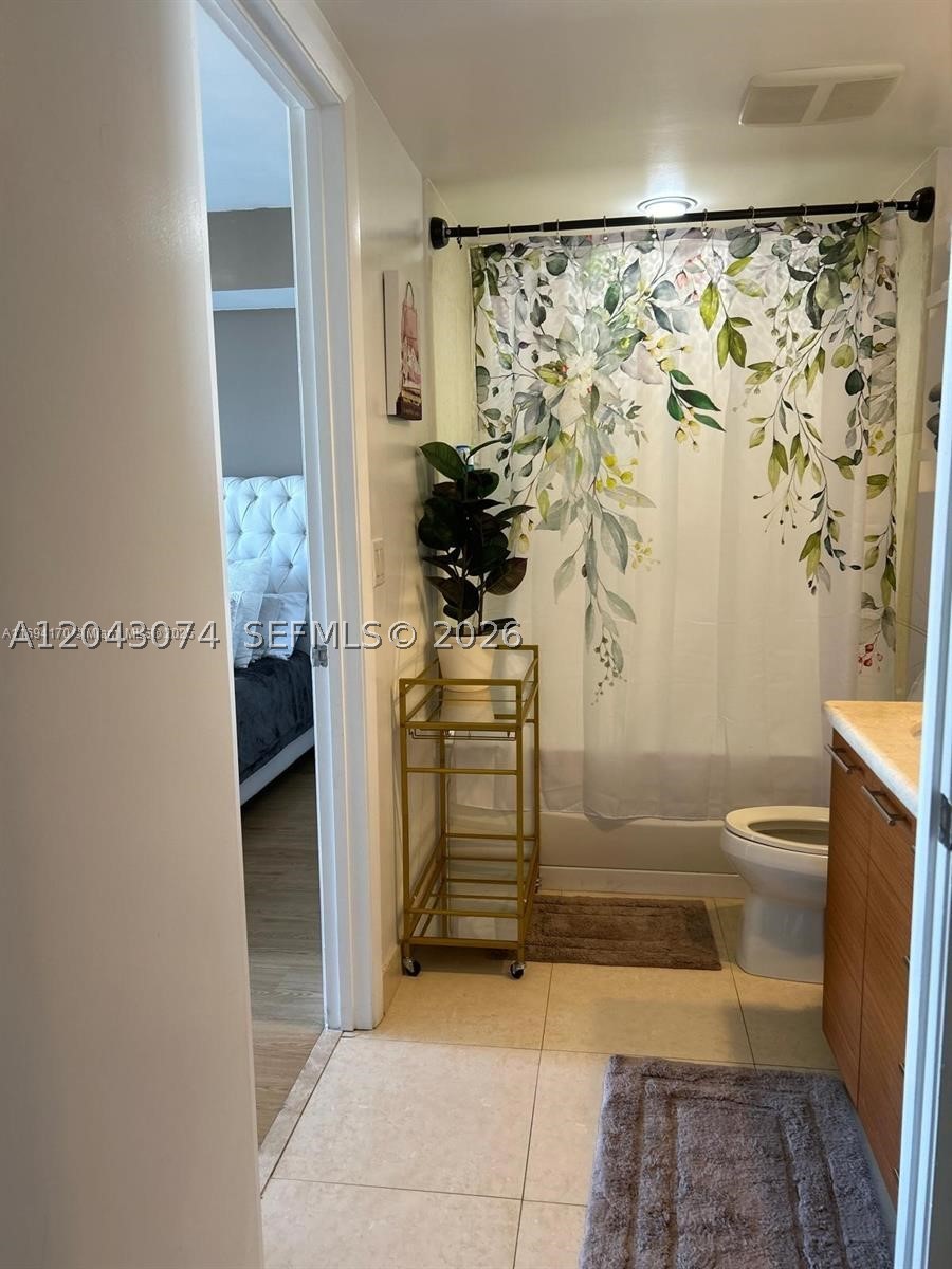 50 Biscayne Blvd #4607, Miami FL 33132