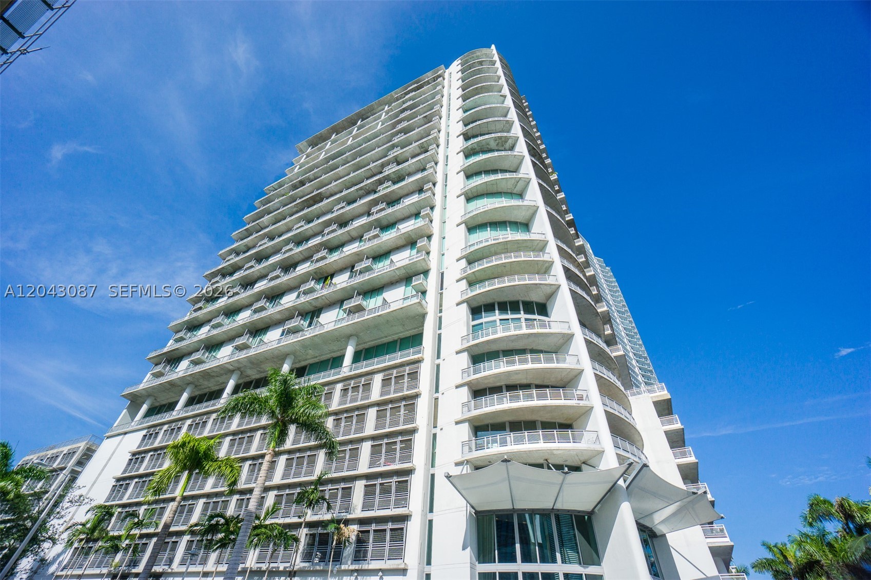 690 SW 1 Ct #2703, Miami FL 33130