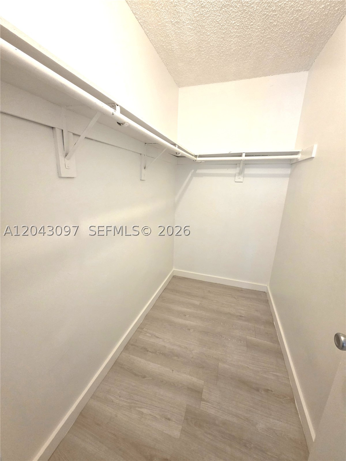 3582 NE 171st St #307, North Miami Beach FL 33160