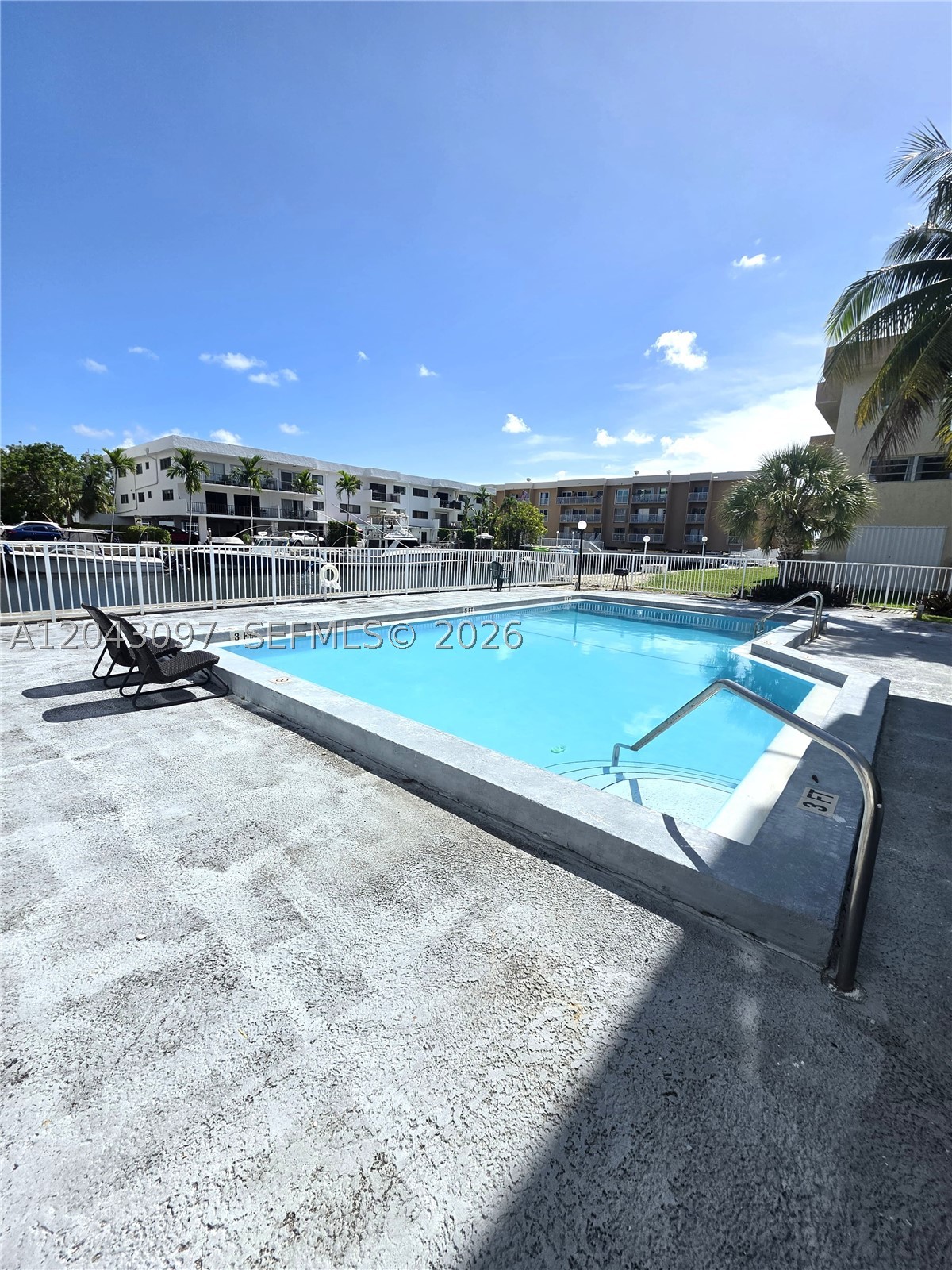 3582 NE 171st St #307, North Miami Beach FL 33160