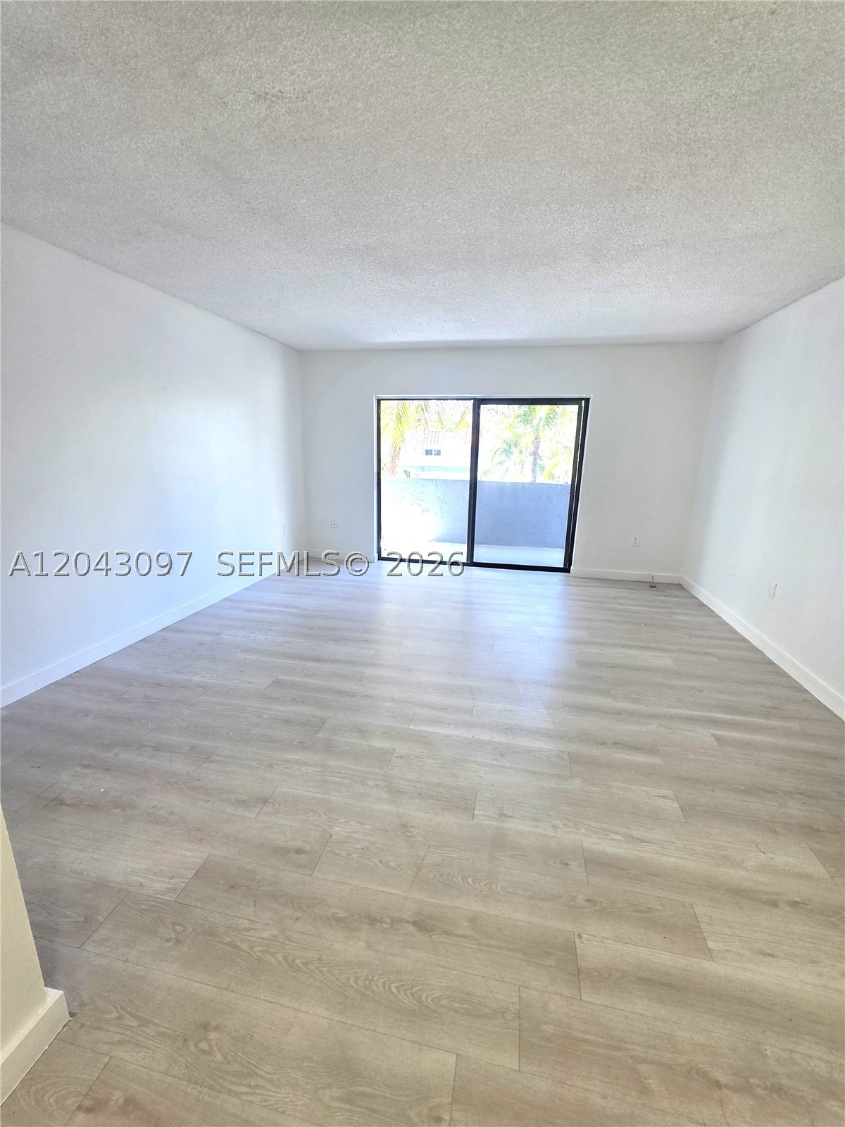 3582 NE 171st St #307, North Miami Beach FL 33160