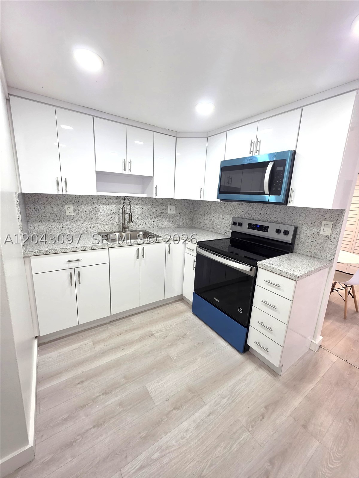 3582 NE 171st St #307, North Miami Beach FL 33160