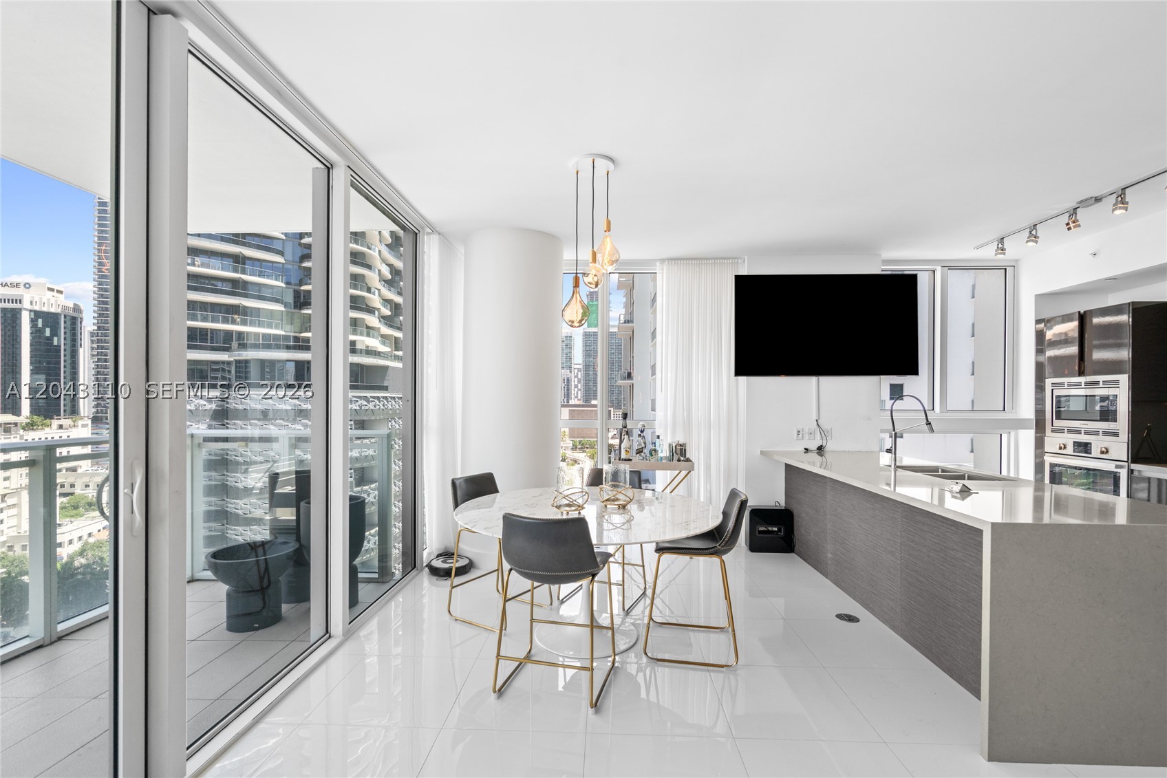 1080 Brickell Ave #1509, Miami FL 33131
