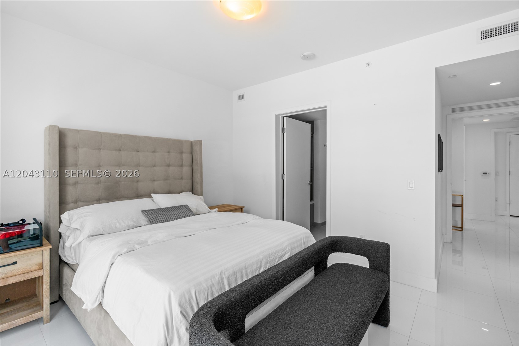 1080 Brickell Ave #1509, Miami FL 33131