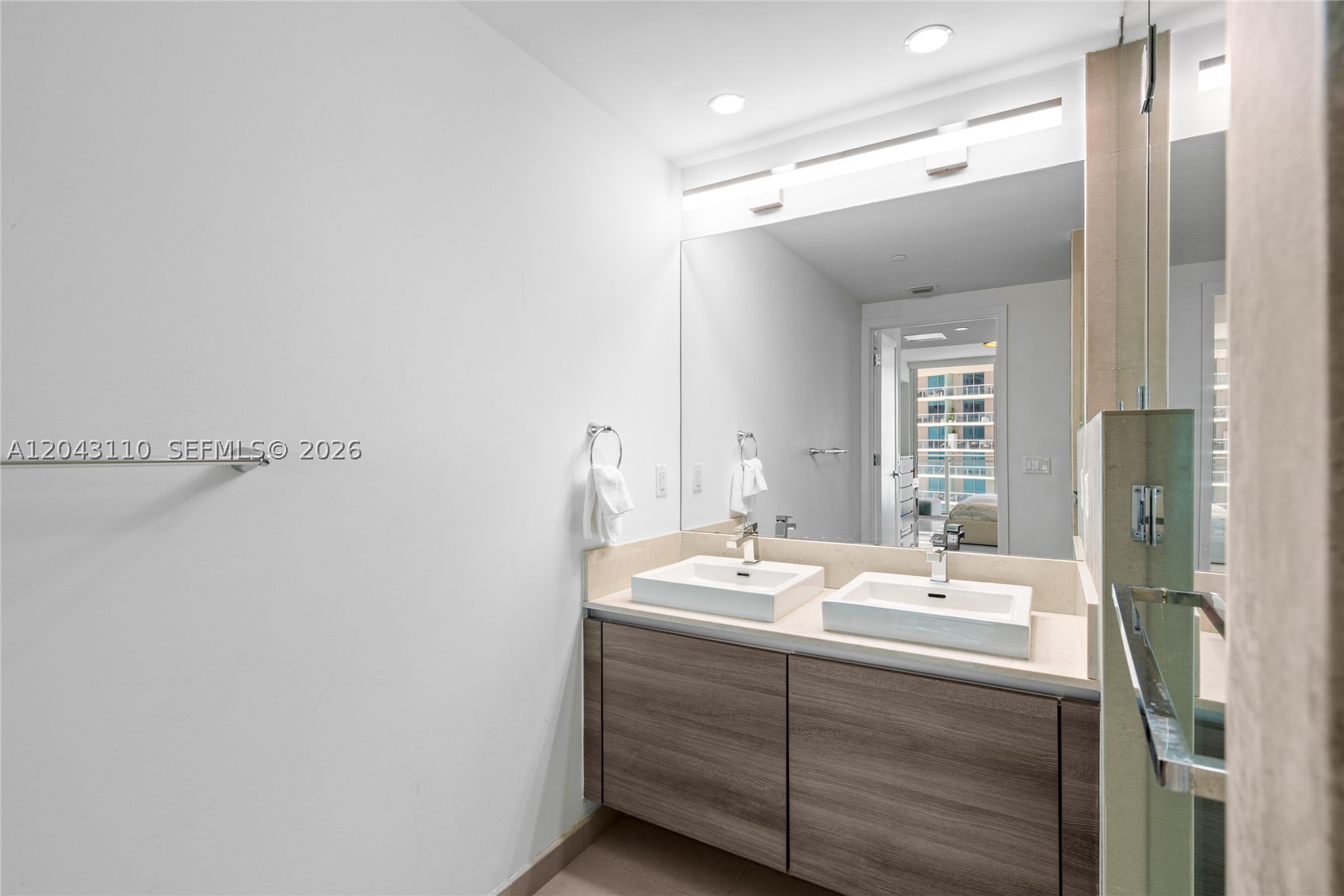 1080 Brickell Ave #1509, Miami FL 33131