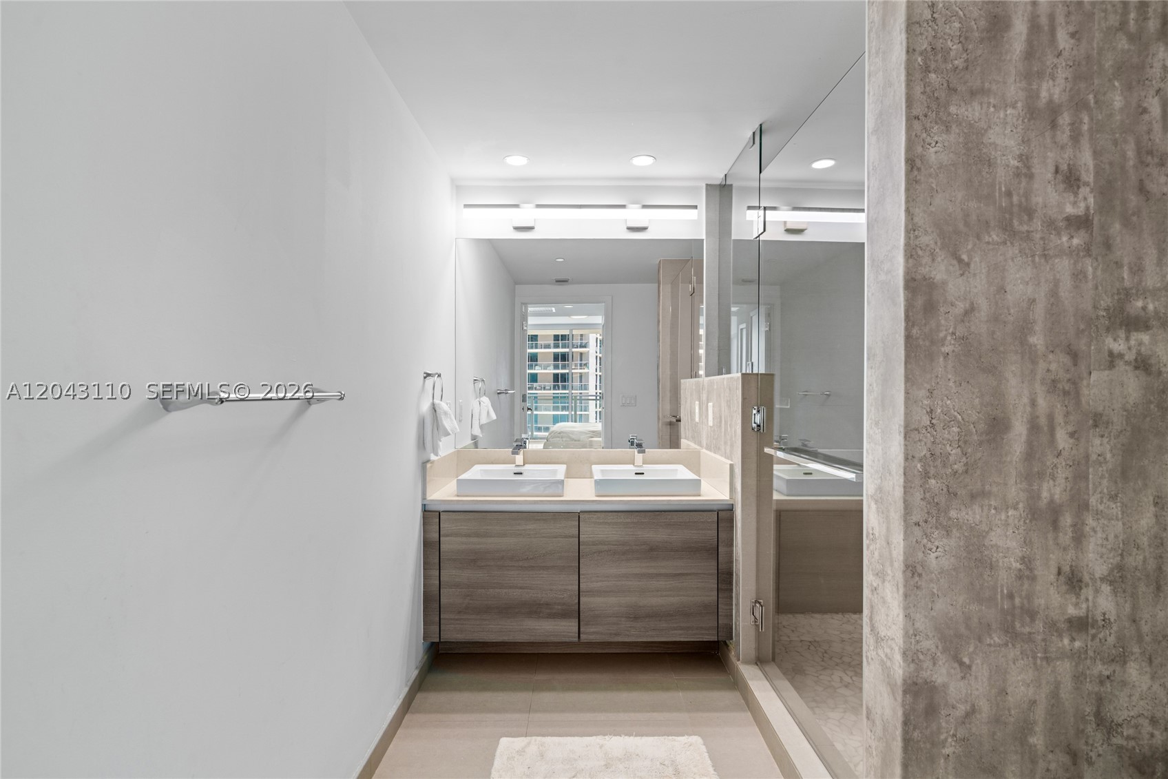 1080 Brickell Ave #1509, Miami FL 33131