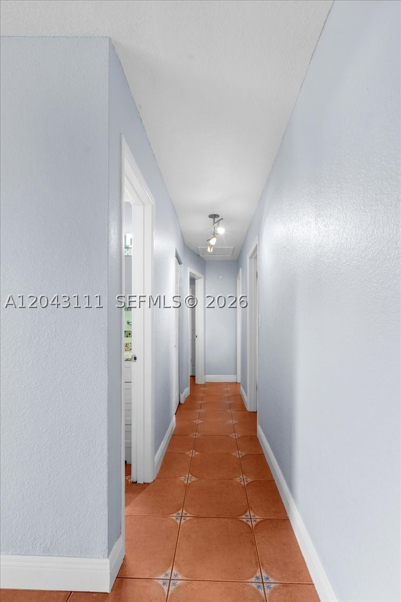 8341 SW 14th St, Miami FL 33144