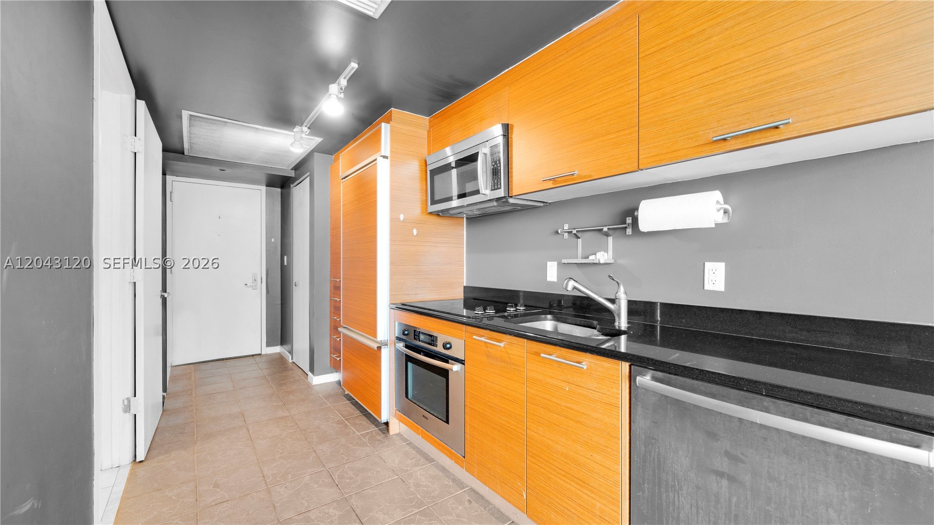 50 Biscayne Blvd #4203, Miami FL 33132