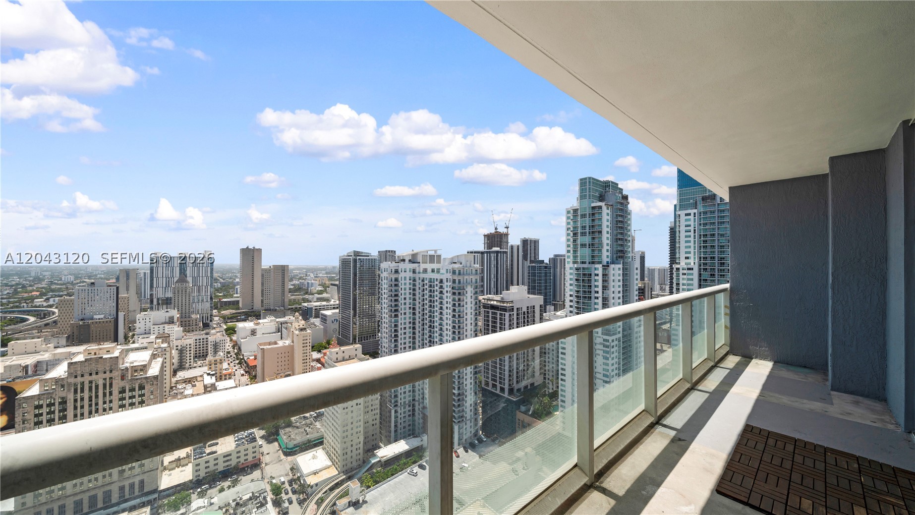 50 Biscayne Blvd #4203, Miami FL 33132