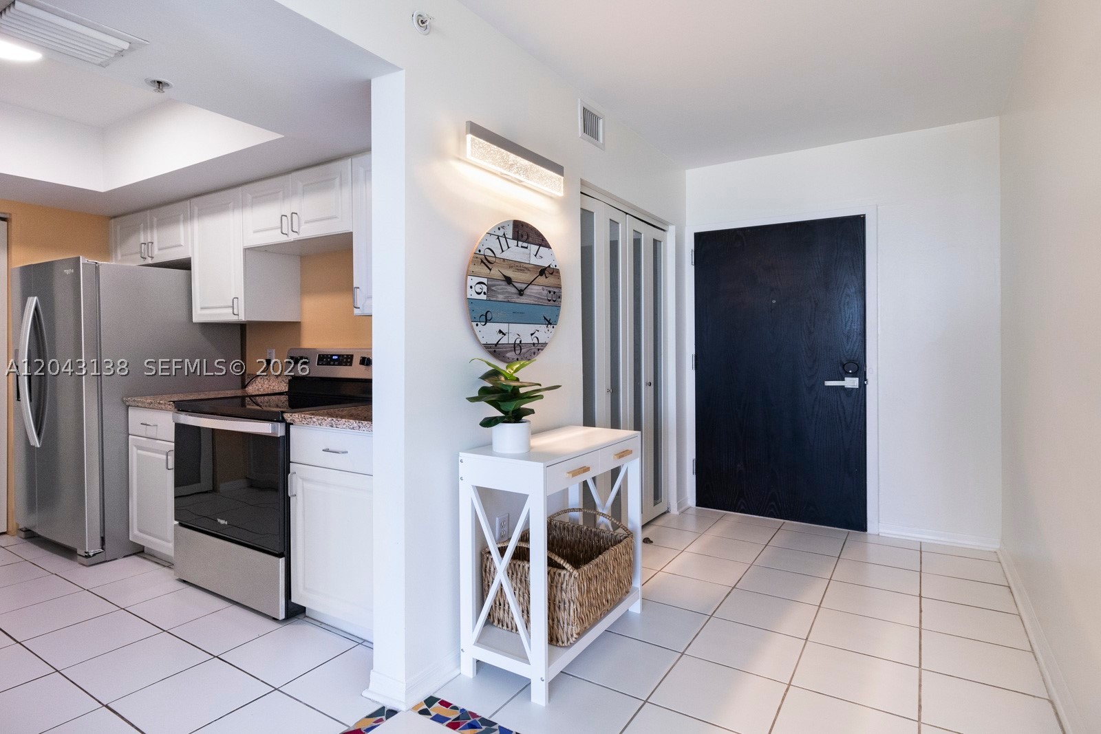 90 Alton Rd #1005, Miami Beach FL 33139