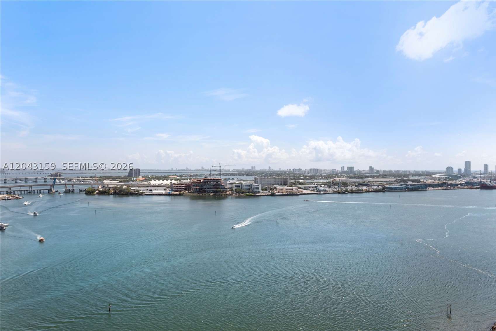 465 Brickell Ave #5505, Miami FL 33131
