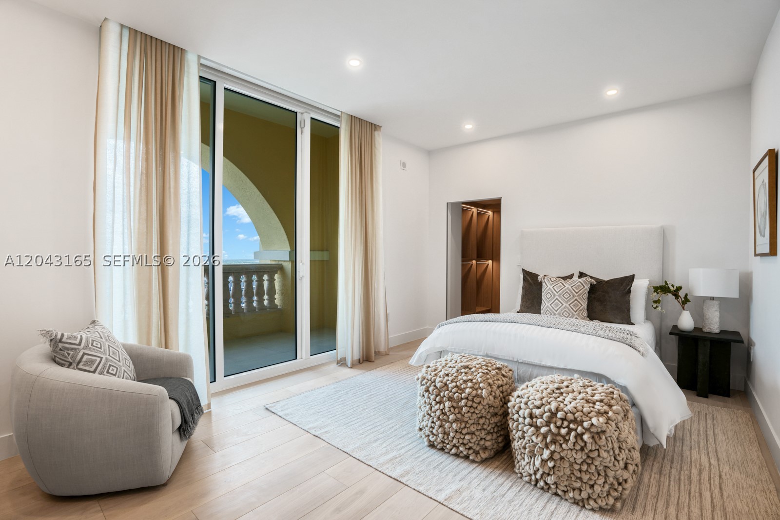 17875 Collins Ave #PH5002, Sunny Isles Beach FL 33160