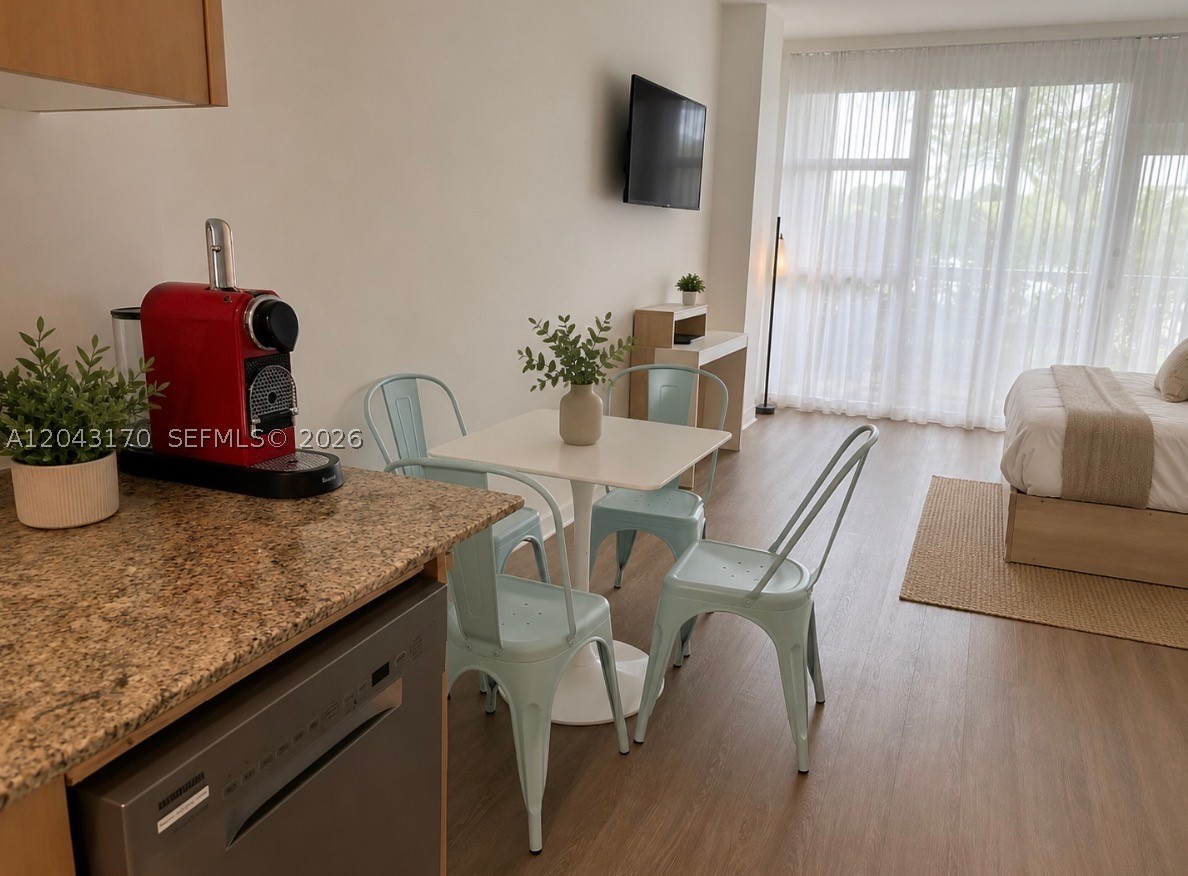 10275 Collins Ave #115, Bal Harbour FL 33154