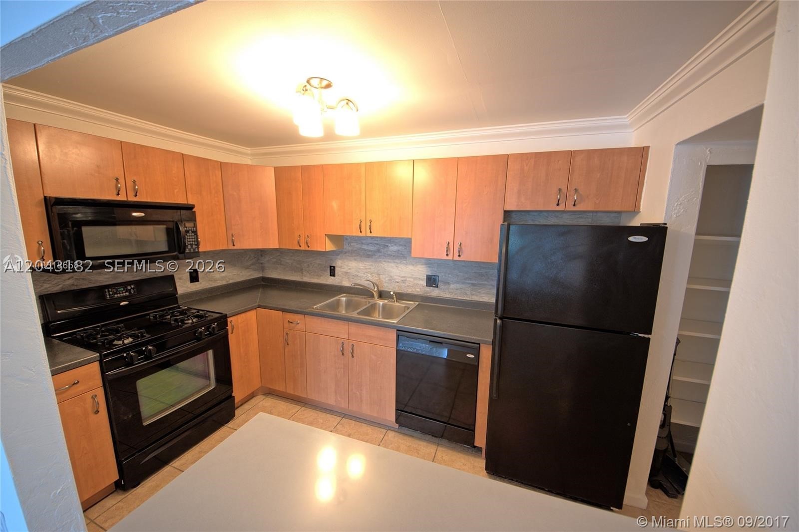 6900 N Kendall Dr #A209, Pinecrest FL 33156