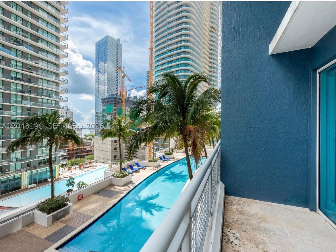 60 SW 13th St #1416, Miami FL 33130