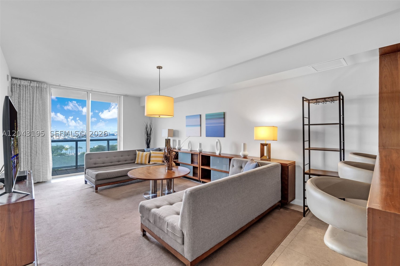 50 Biscayne Blvd #904, Miami FL 33132