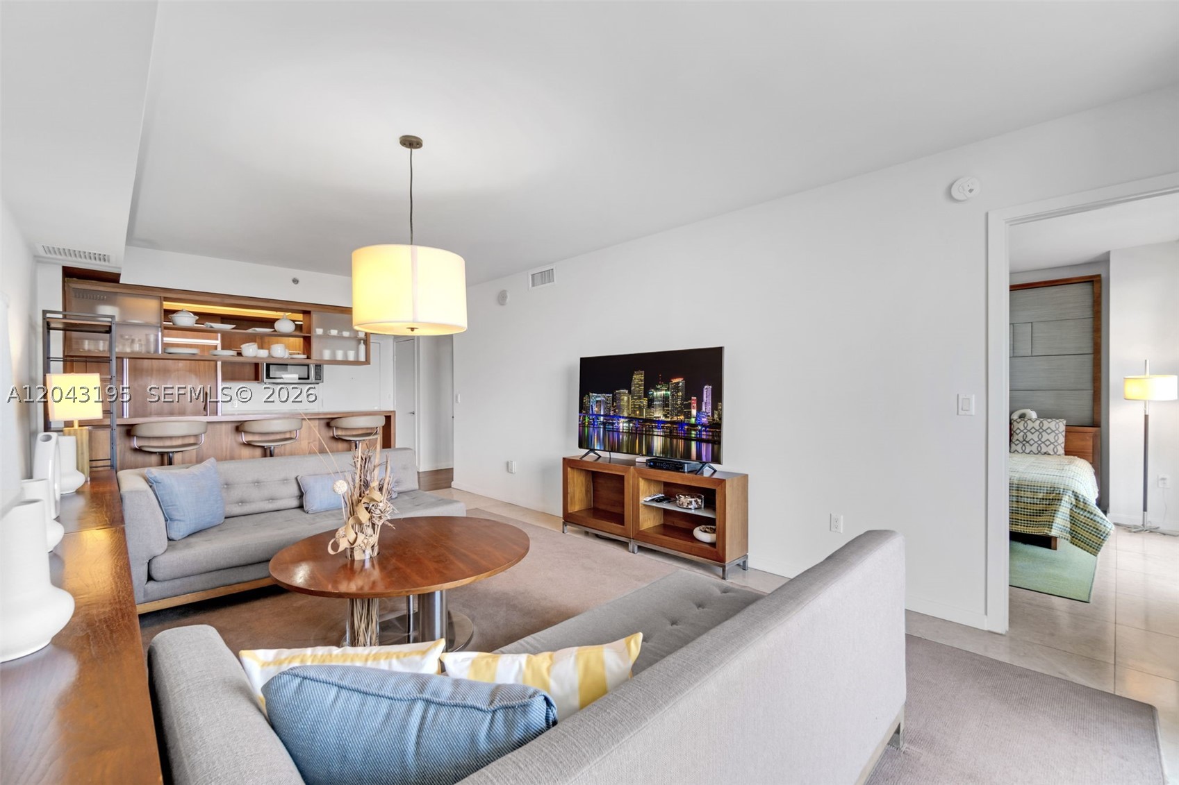 50 Biscayne Blvd #904, Miami FL 33132