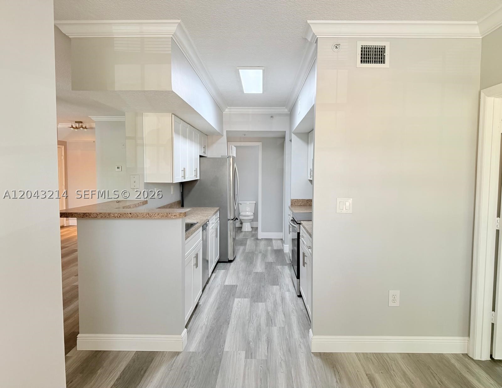 100 SW 117th Ter #2207, Pembroke Pines FL 33025