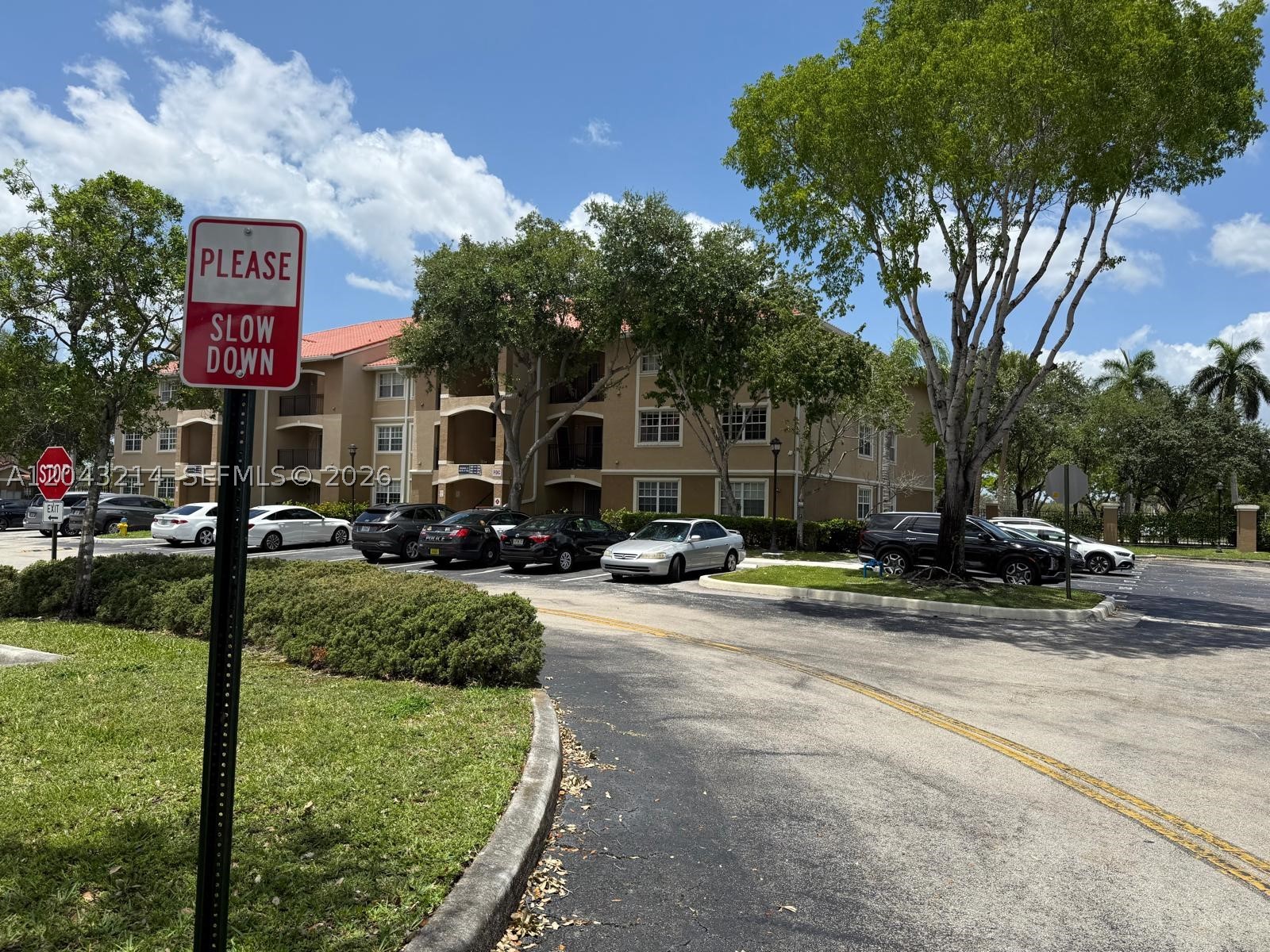 100 SW 117th Ter #2207, Pembroke Pines FL 33025