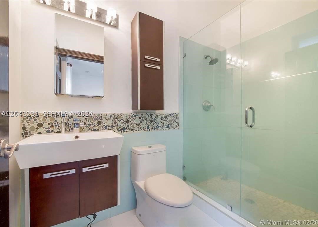 8164 SW 171st St, Palmetto Bay FL 33157