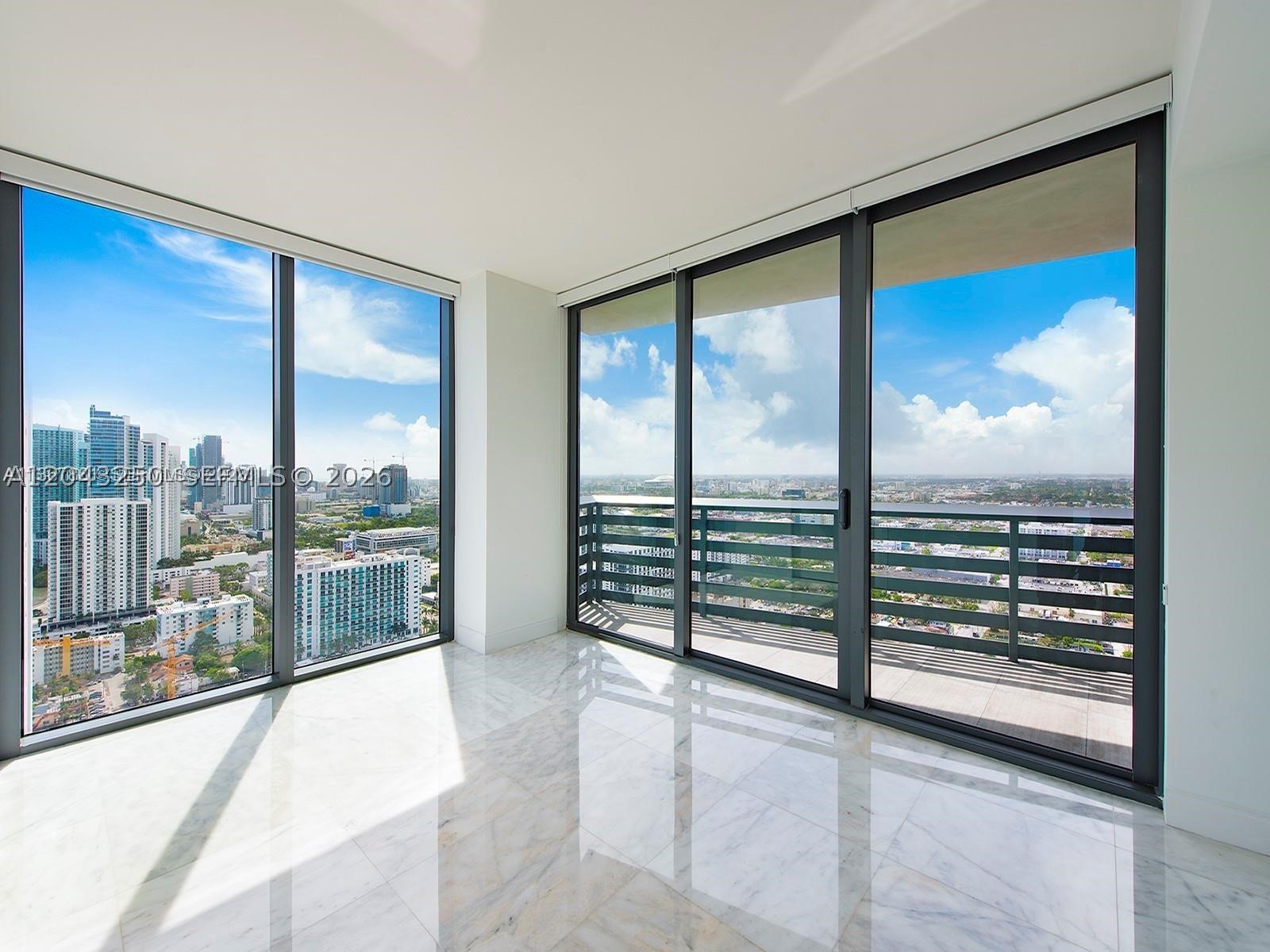 460 NE 28th St #3608, Miami FL 33137