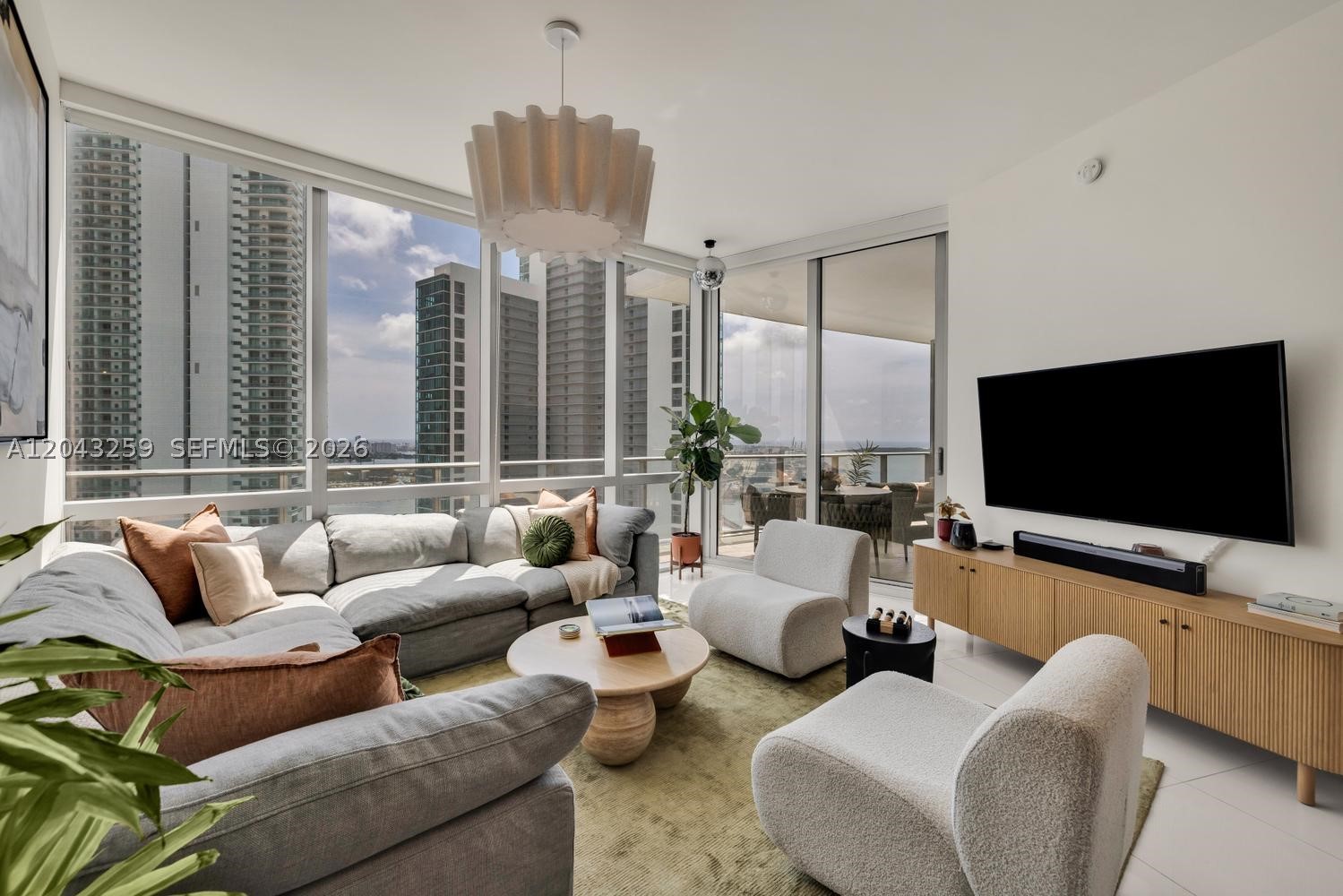 851 NE 1st Ave #3403, Miami FL 33132