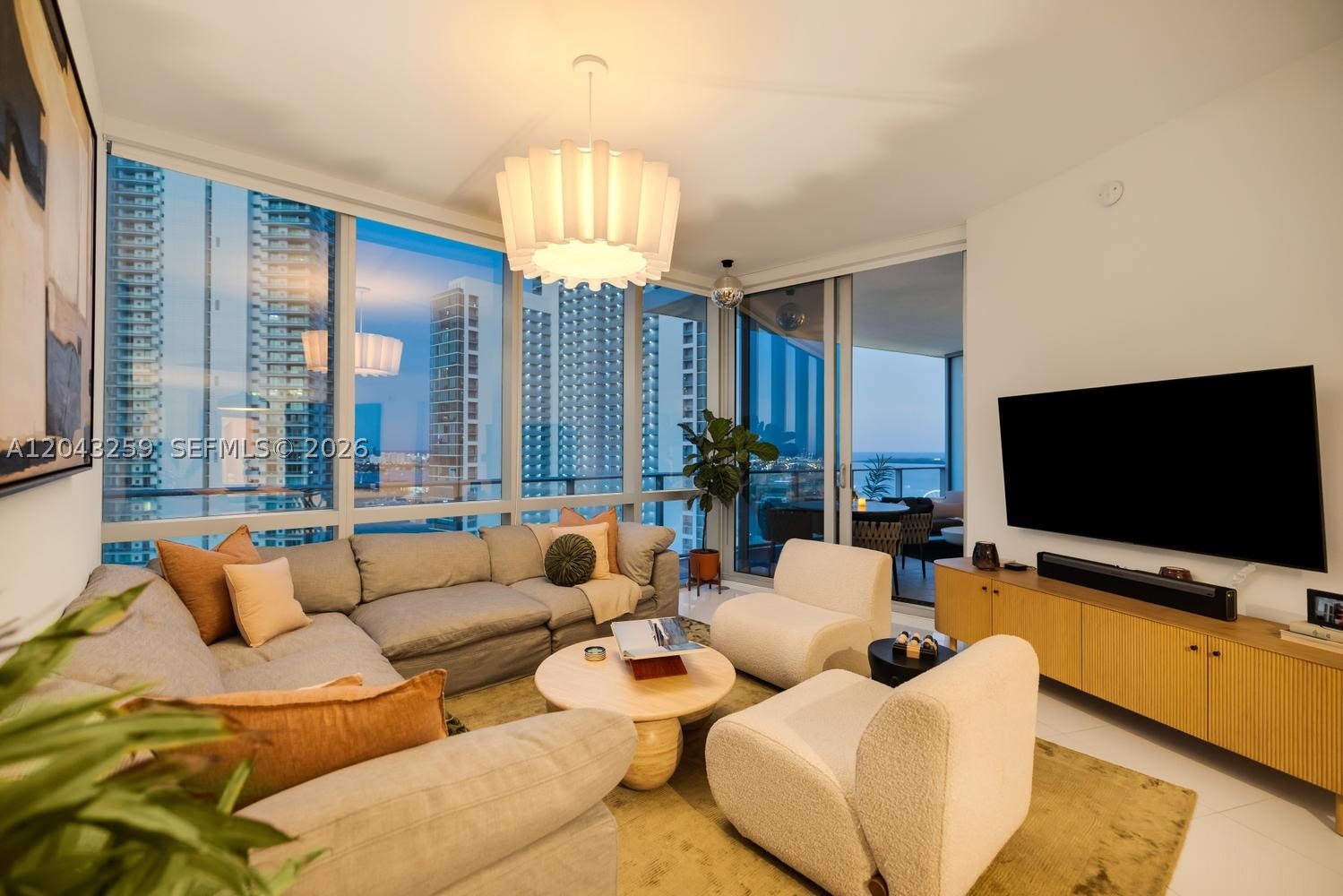 851 NE 1st Ave #3403, Miami FL 33132