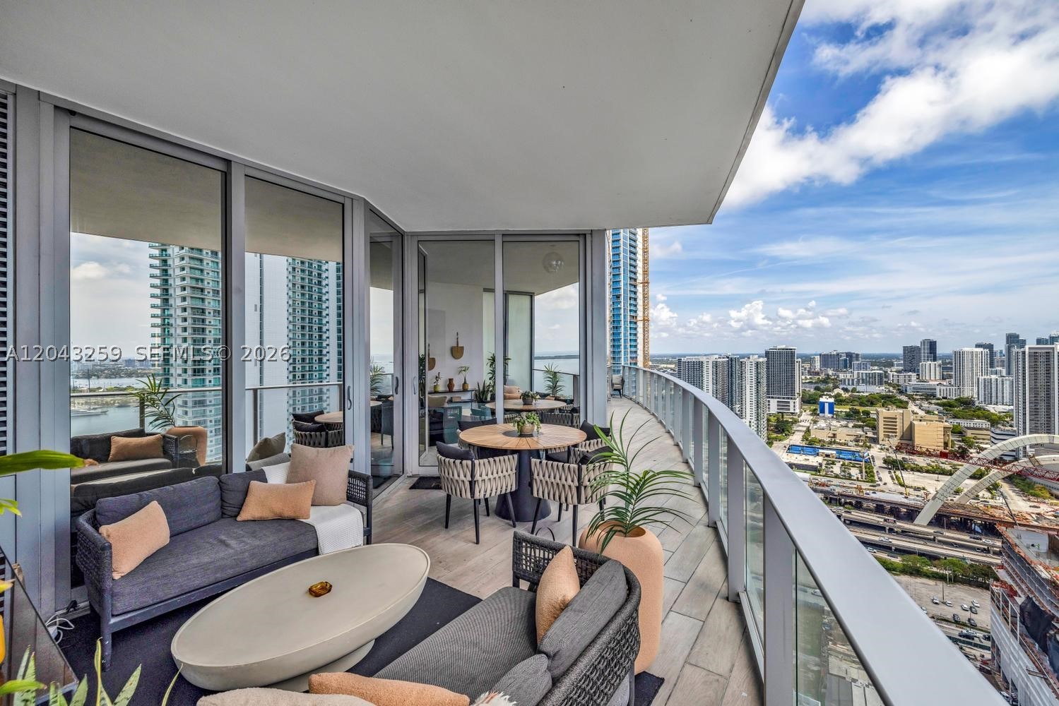 851 NE 1st Ave #3403, Miami FL 33132