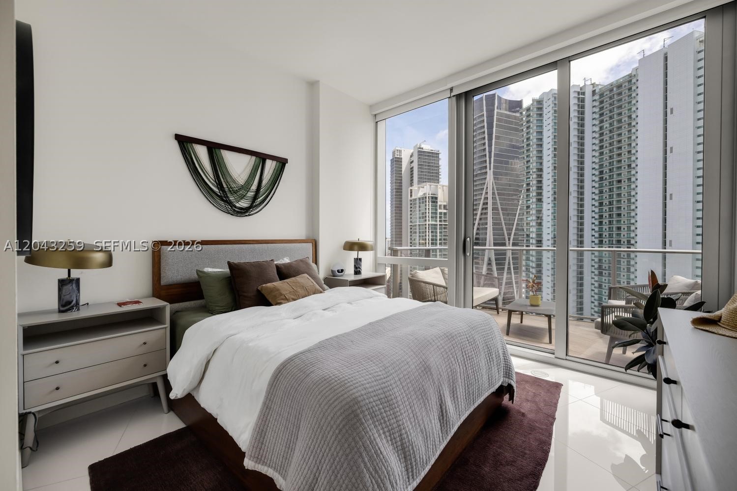 851 NE 1st Ave #3403, Miami FL 33132