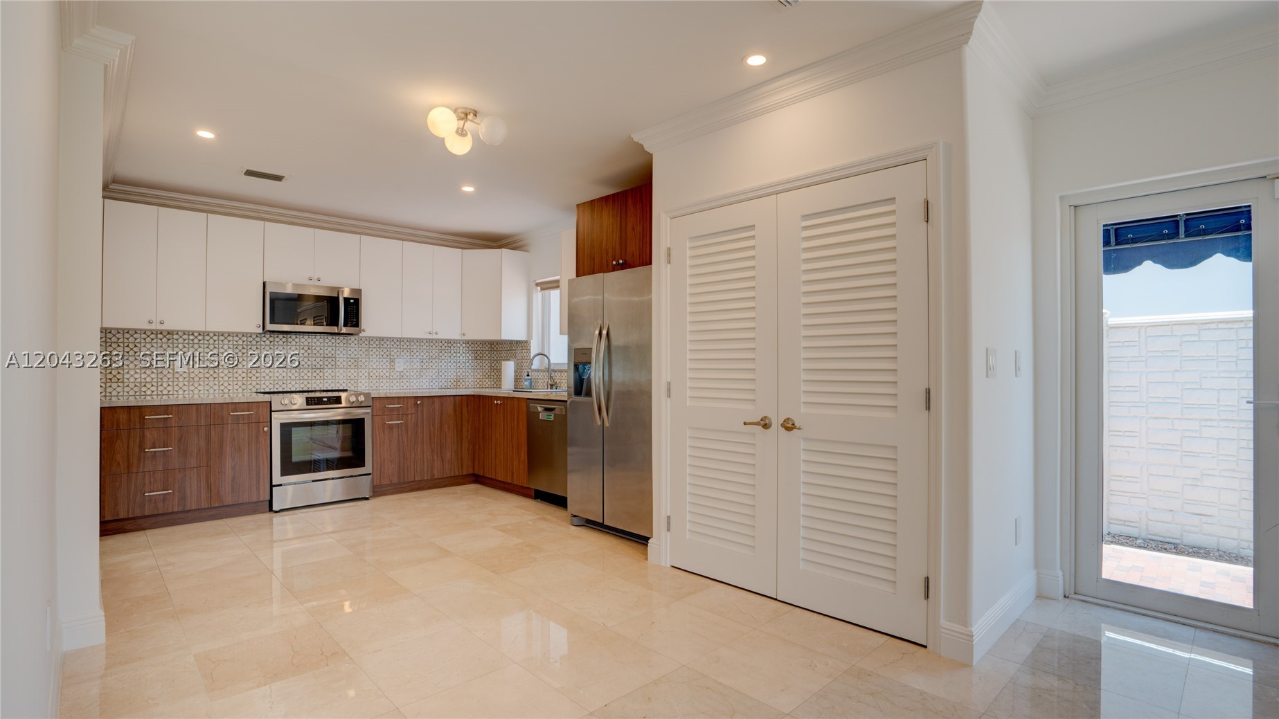 500 SW 51st Ct #1, Miami FL 33134