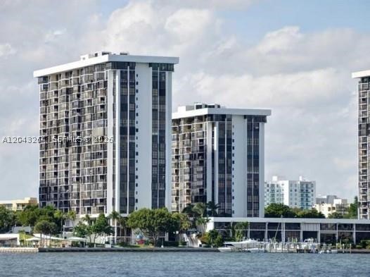 1901 Brickell Ave #B1007, Miami FL 33129